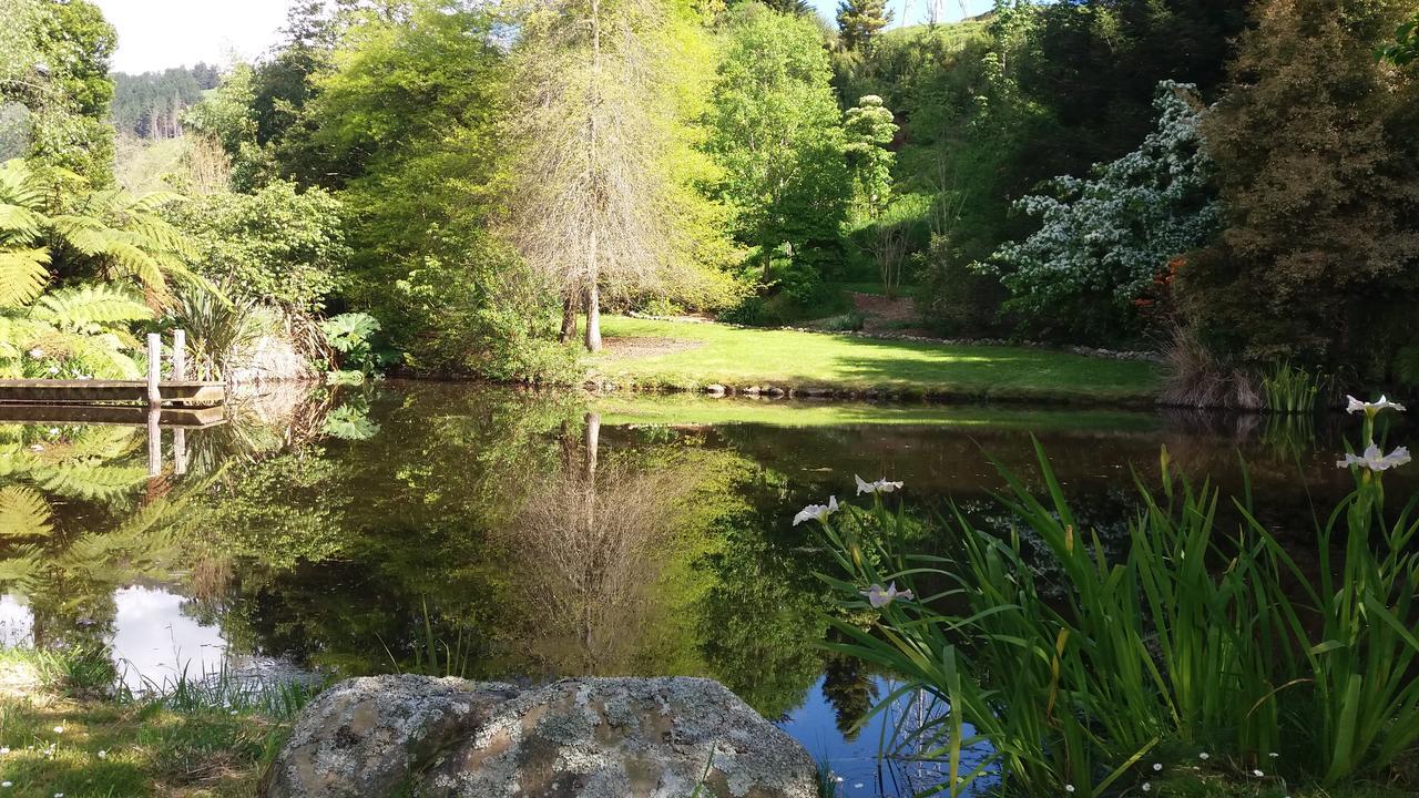 Idyllic Country Garden Pensionat Manakau Eksteriør billede